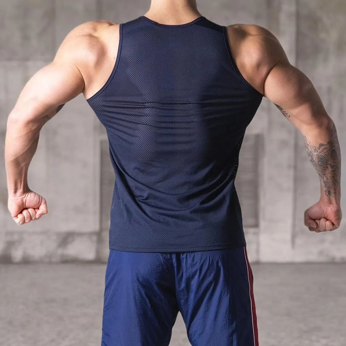 Mens Mesh Workout Lightweight Tank Tops Quick-Dry Training Vest Athletic Muscle Tank Tops for Men T47