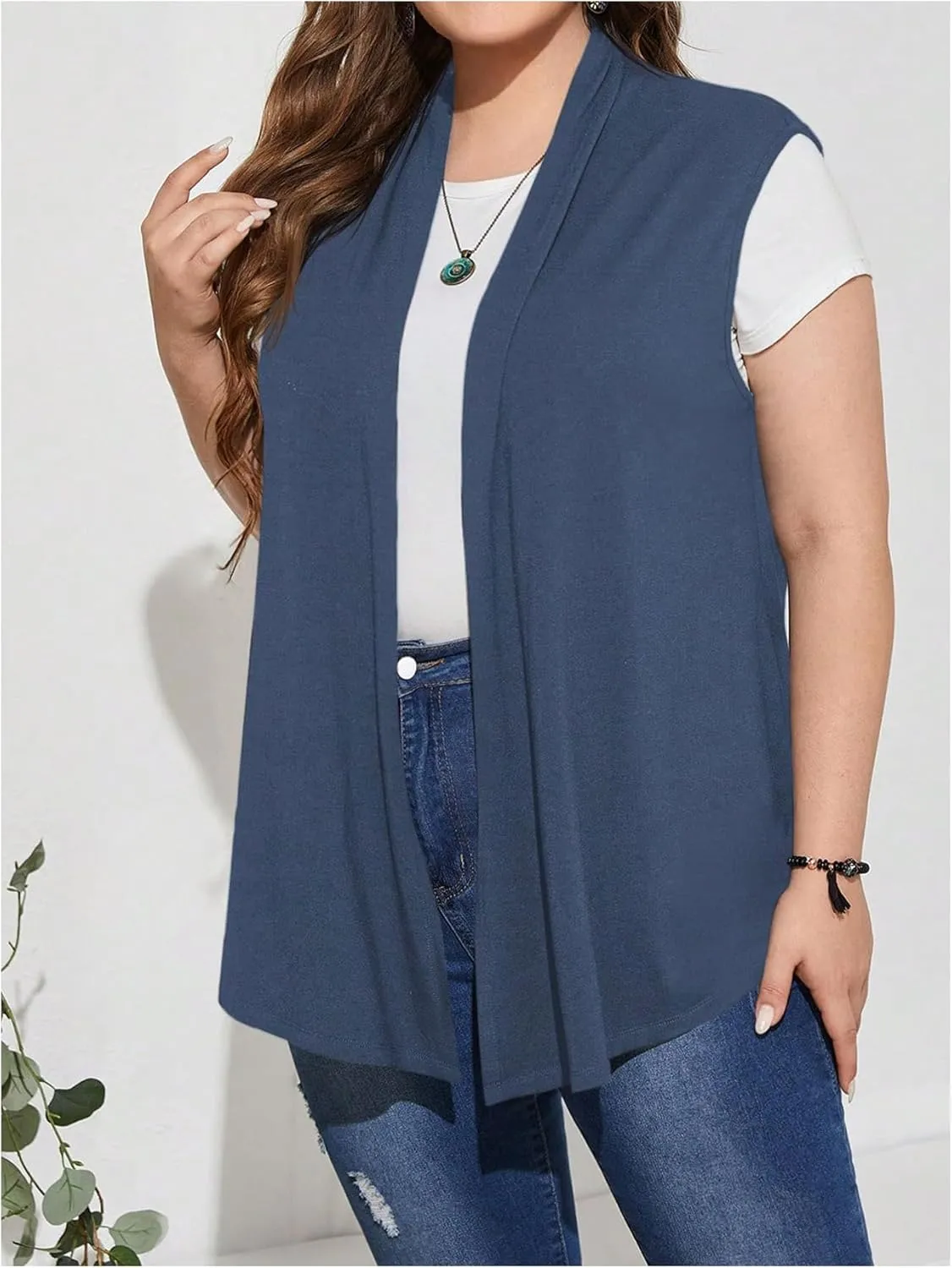 Milumia Women's Plus Size Sleeveless Open Front Lightweight Casual Cardigans